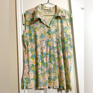 Vintage Floral Sleeveless Blouse, Buttoned with Collar